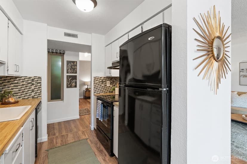 Property photo for 12515 NE 145th Place #D121, Kirkland photo 11