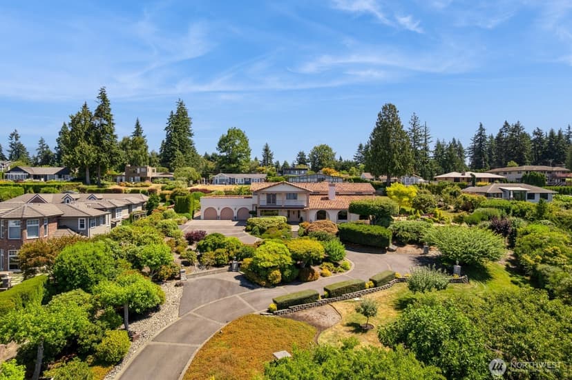 Property photo for 18306 Ridgefield Road NW, Shoreline photo 39