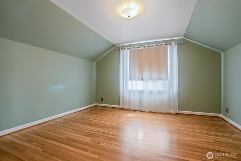 Property photo for 20215 24th Avenue NW, Shoreline photo 25