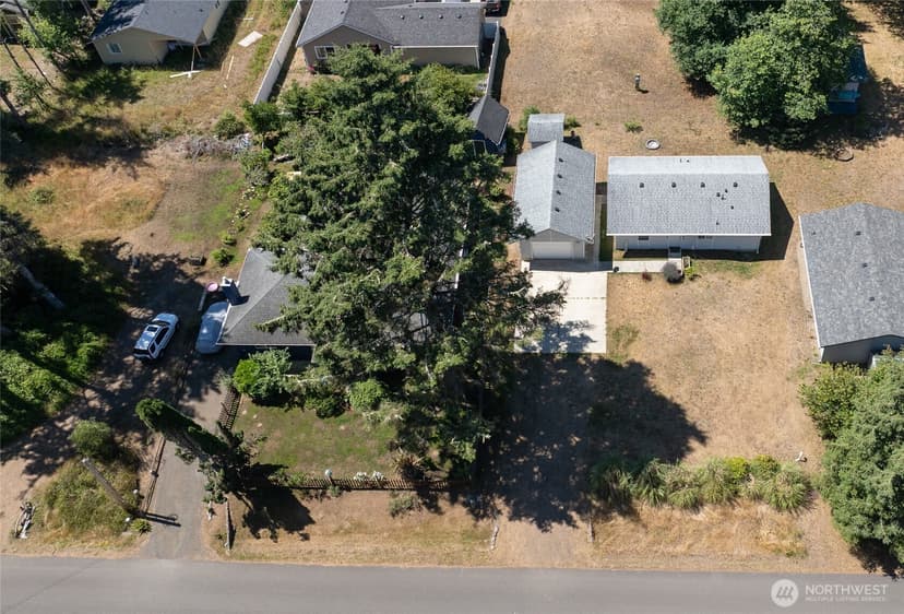 Property photo for 649 Sollecks Avenue SE, Ocean Shores photo 22