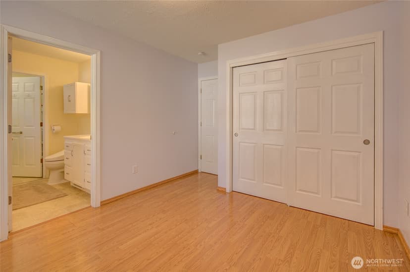 Property photo for 649 Sollecks Avenue SE, Ocean Shores photo 10