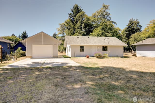 Property photo for 649 Sollecks Avenue SE, Ocean Shores