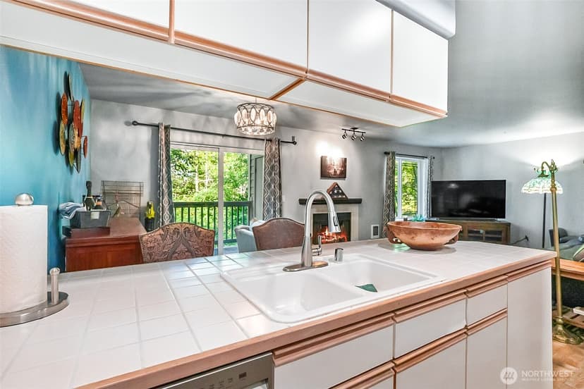 Property photo for 9727 18th Ave W #B202, Everett photo 4