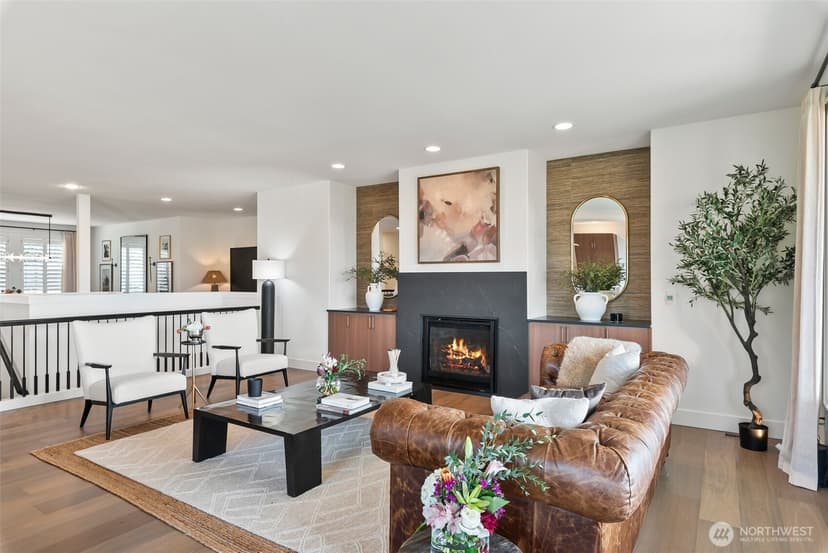 Property photo for 1321 S Sunset Drive, Tacoma photo 8