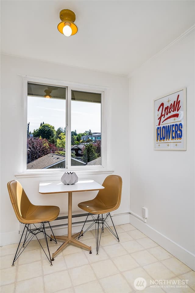 Property photo for 4818 Terrace Drive NE, Seattle photo 5