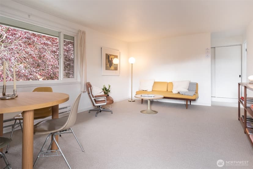 Property photo for 4818 Terrace Drive NE, Seattle photo 9