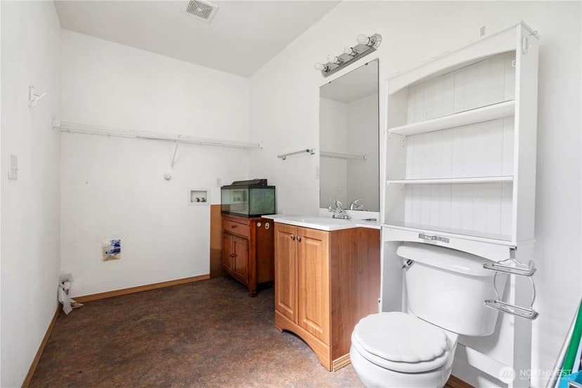 Property photo for 5620 seahurst Avenue, Everett photo 6