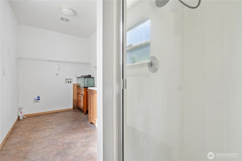 Property photo for 5620 seahurst Avenue, Everett photo 13