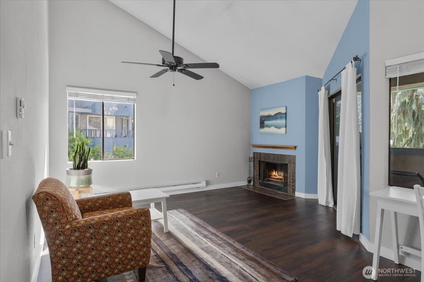 Property photo for 3024 NE 143rd Street #305, Seattle photo 2