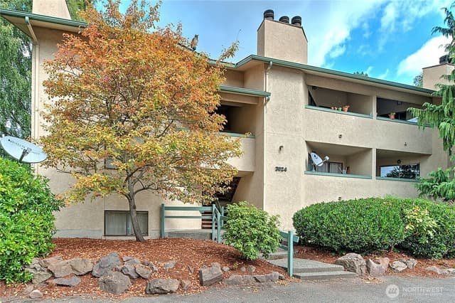 Property photo for 3024 NE 143rd Street #305, Seattle