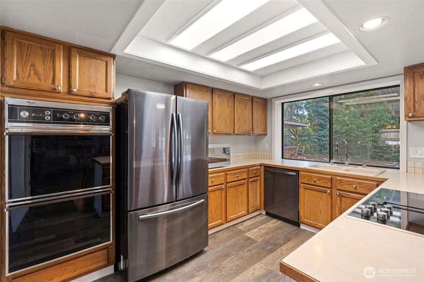 Property photo for 13520 16th Avenue Ct S, Tacoma photo 12