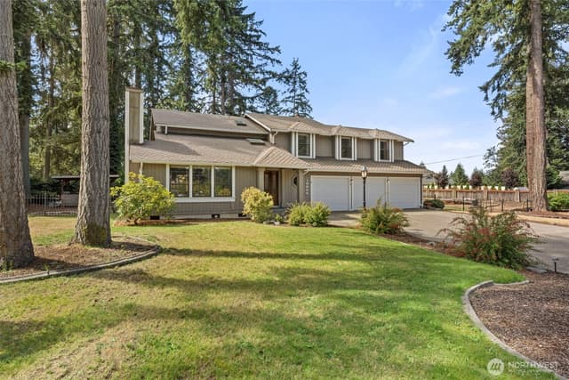 Property photo for 13520 16th Avenue Ct S, Tacoma photo 4