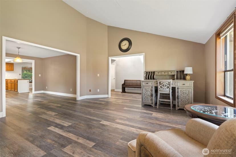 Property photo for 13520 16th Avenue Ct S, Tacoma photo 9