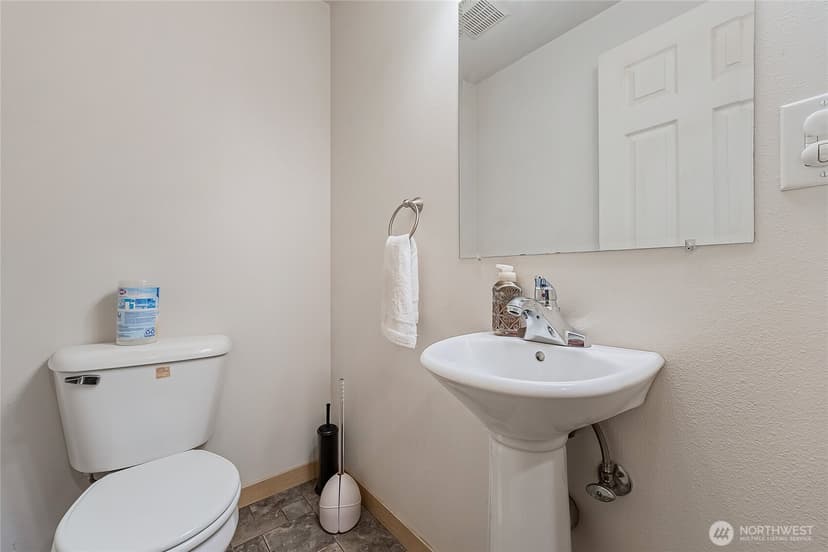 Property photo for 13005 64th Avenue S #B117, Seattle photo 22