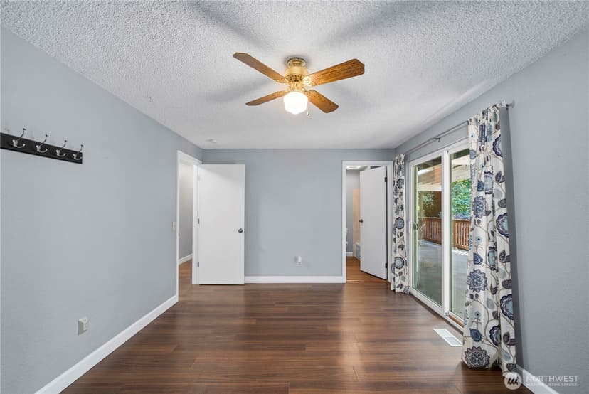 Property photo for 30015 108th Avenue SE, Auburn photo 18