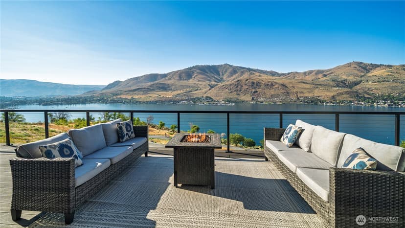 Property photo for 374 Porcupine Lane, Chelan