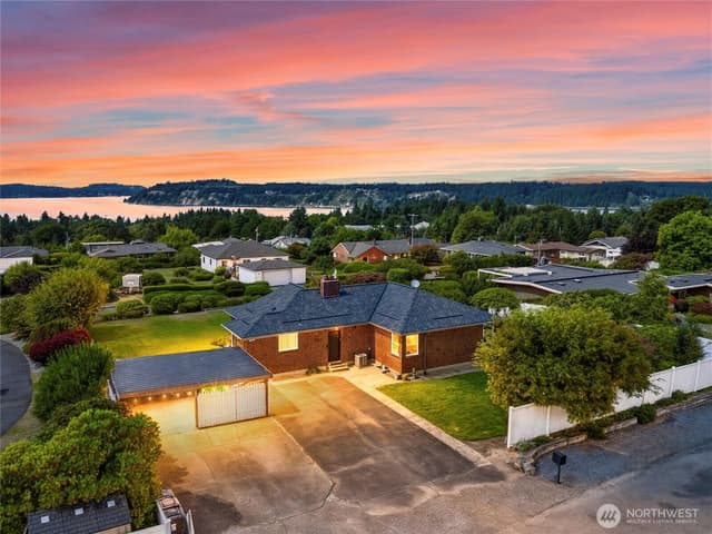 Property photo for 933 S Mountain View Avenue, Tacoma