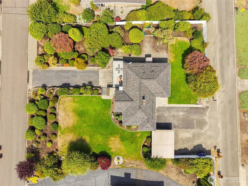 Property photo for 933 S Mountain View Avenue, Tacoma photo 40