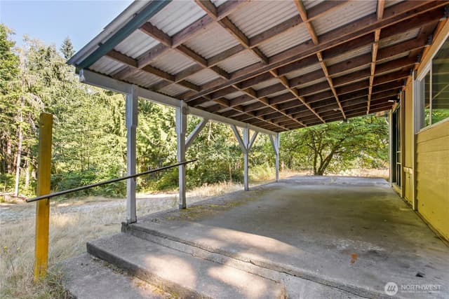 Property photo for 6556 Mariposa Lane SE, Port Orchard photo 3