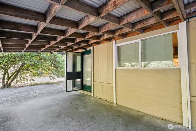 Property photo for 6556 Mariposa Lane SE, Port Orchard photo 2
