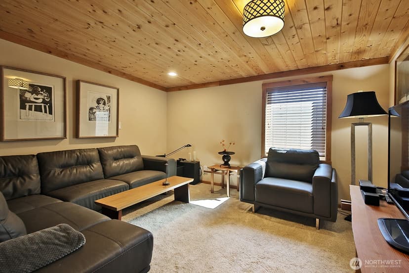 Property photo for 8121 Sandy Hook Terrace, Clinton photo 15