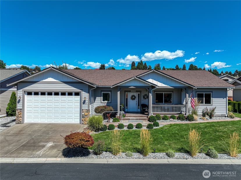 Property photo for 564 Village Drive, Manson