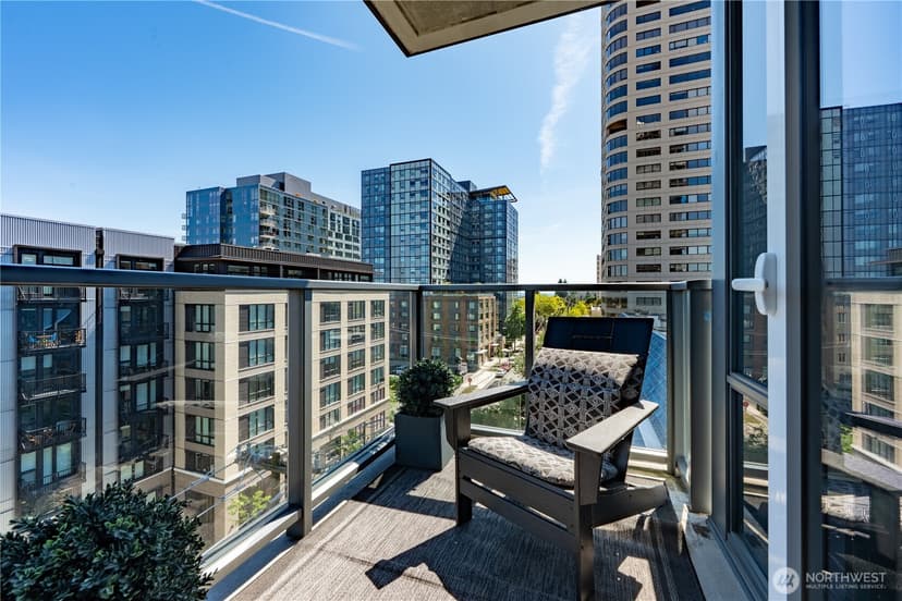 Property photo for 1321 Seneca Street #703, Seattle photo 22