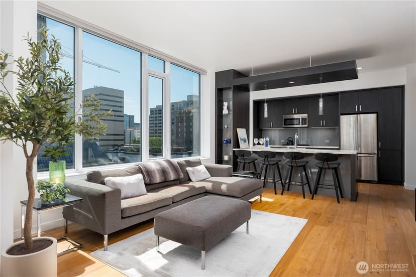 Property photo for 1321 Seneca Street #703, Seattle photo 7