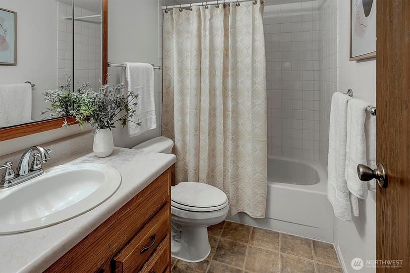 Property photo for 4641 West Lake Sammamish Parkway SE #F105, Issaquah photo 24