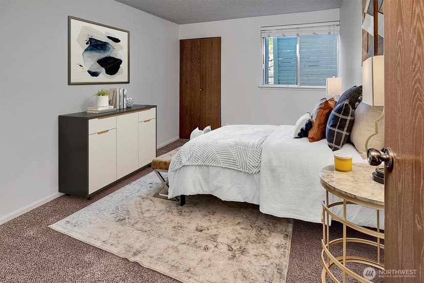 Property photo for 4641 West Lake Sammamish Parkway SE #F105, Issaquah photo 23