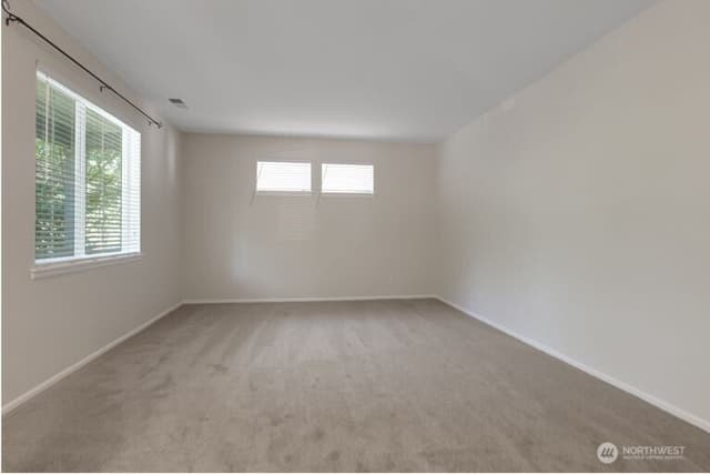 Property photo for 6002 Radiance Boulevard E, Fife photo 3