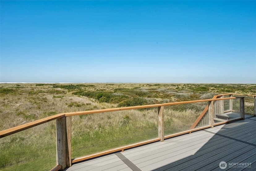 Property photo for 1073 Ocean Shores Boulevard SW, Ocean Shores photo 39