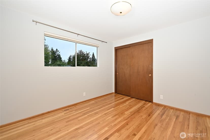 Property photo for 510 NW 201st Place, Shoreline photo 21