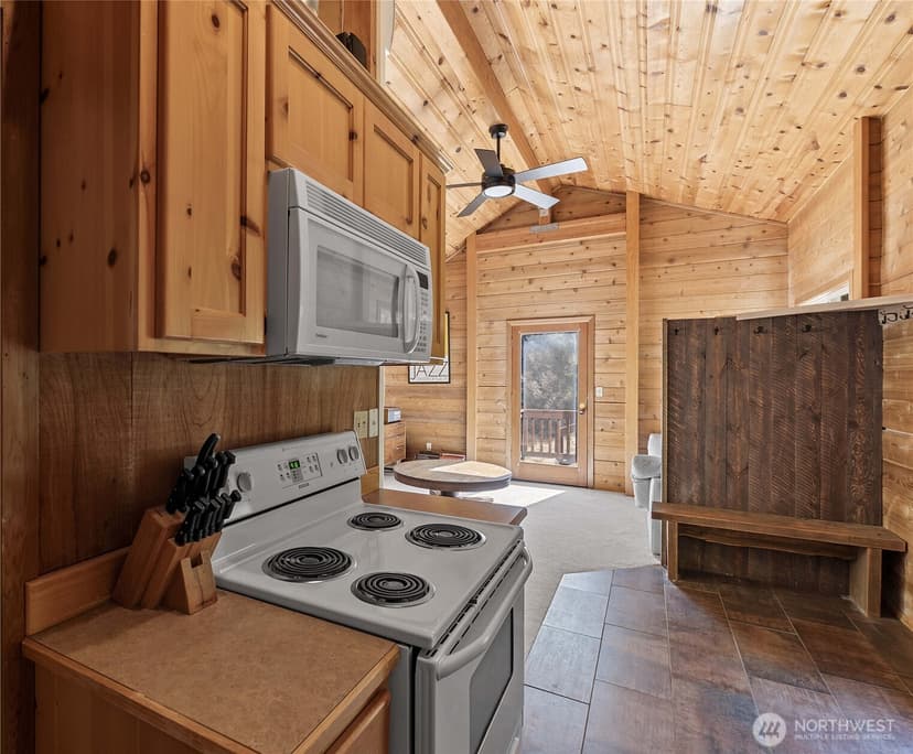 Property photo for 9460 Eagle Creek Road, Leavenworth photo 9
