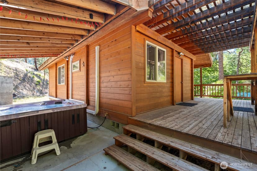 Property photo for 9460 Eagle Creek Road, Leavenworth photo 16