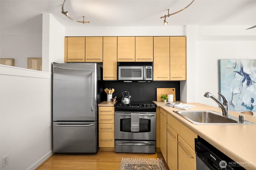 Property photo for 1410 E Pine Street #W326, Seattle photo 8