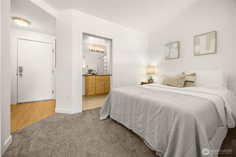 Property photo for 1410 E Pine Street #W326, Seattle photo 13