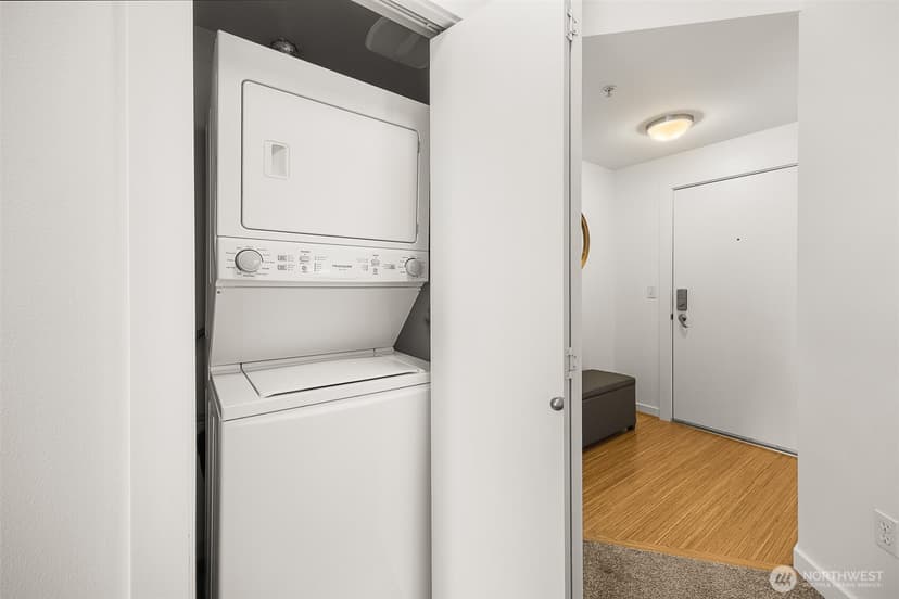 Property photo for 1410 E Pine Street #W326, Seattle photo 17