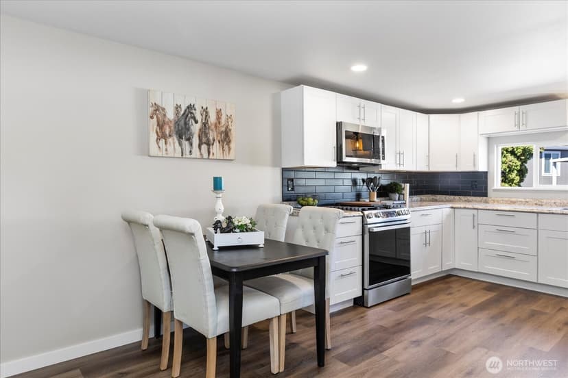 Property photo for 14322 Admiralty Way #1, Lynnwood photo 12
