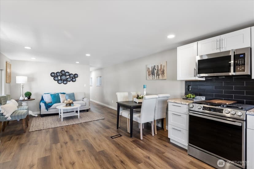 Property photo for 14322 Admiralty Way #1, Lynnwood photo 10