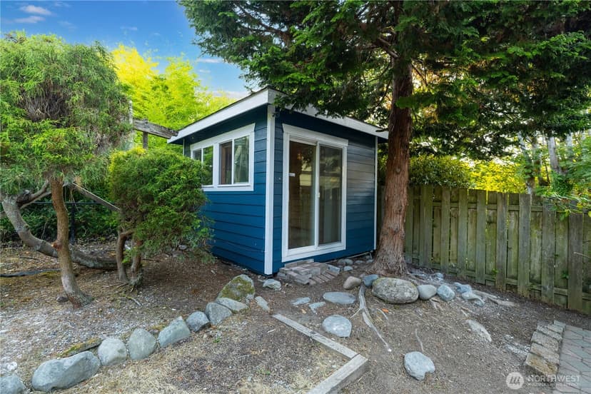 Property photo for 916 N Stadium Way, Tacoma photo 36