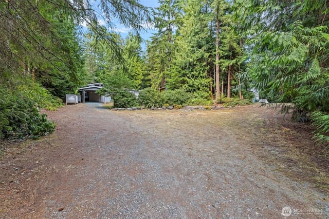 Property photo for 7589 Bailey Road, Clinton photo 3