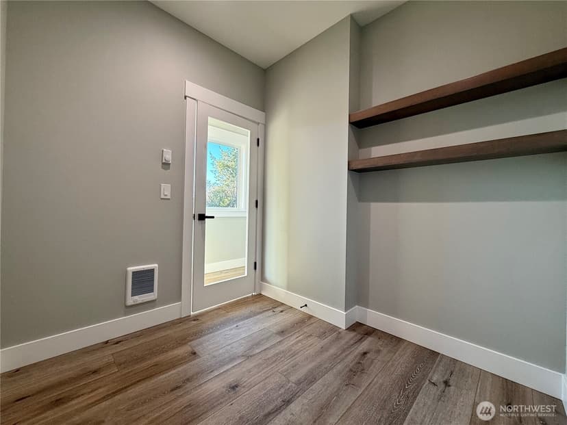 Property photo for 996 Alida Court SE, Ocean Shores photo 27