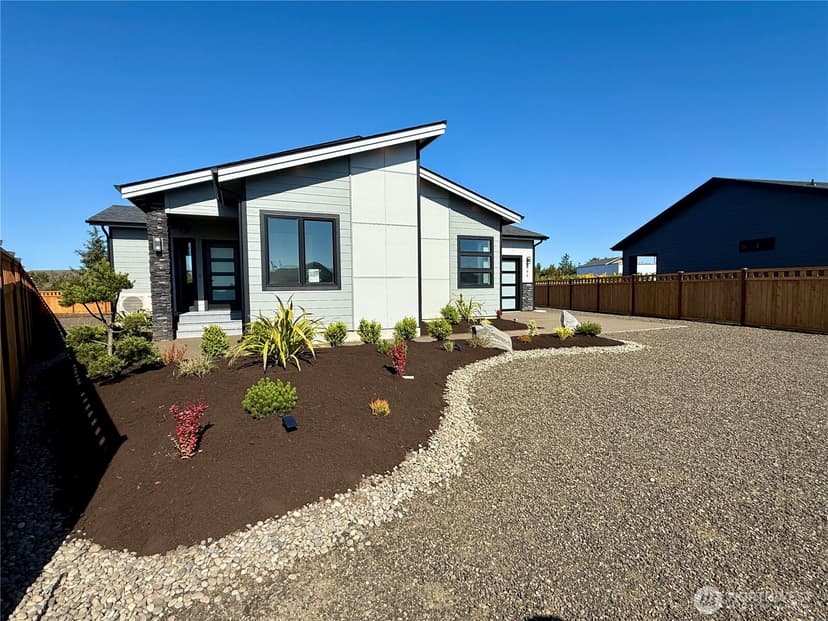 Property photo for 996 Alida Court SE, Ocean Shores photo 7