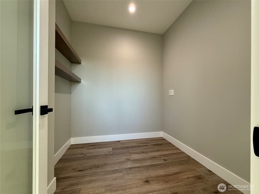 Property photo for 996 Alida Court SE, Ocean Shores photo 25
