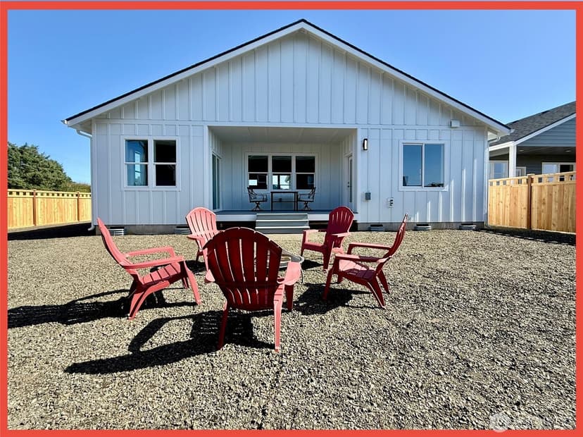 Property photo for 990 Alida Court SE, Ocean Shores photo 10