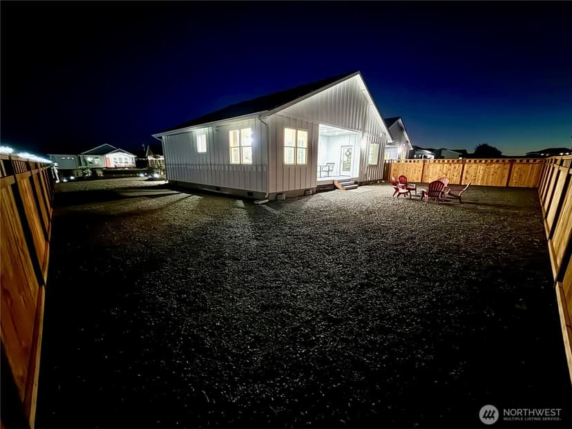 Property photo for 990 Alida Court SE, Ocean Shores photo 40