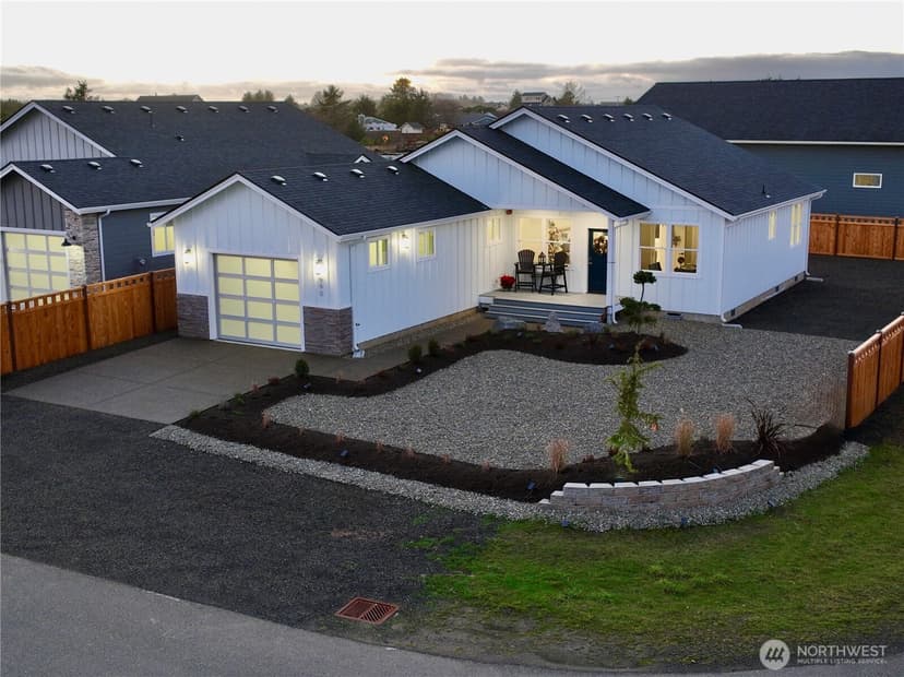 Property photo for 990 Alida Court SE, Ocean Shores photo 3