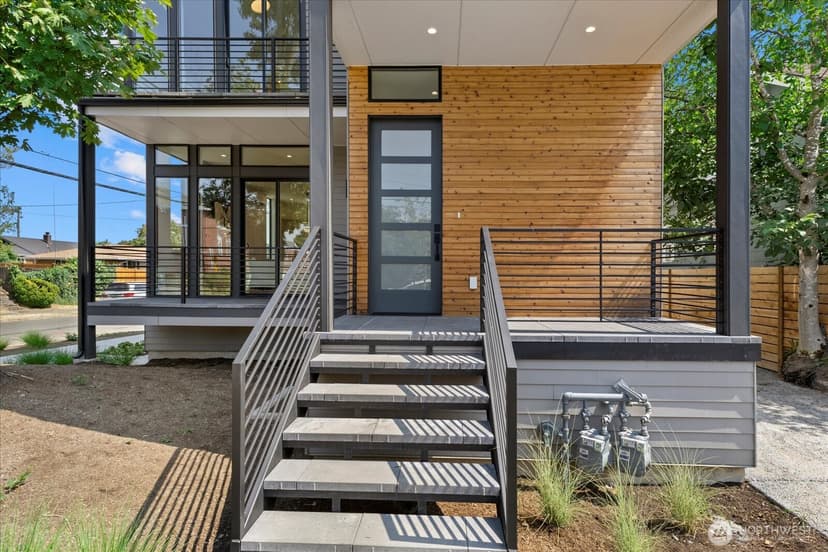 Property photo for 128 24th Avenue, Seattle photo 22