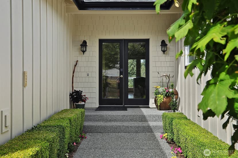Property photo for 2445 Discovery Place, Langley photo 5